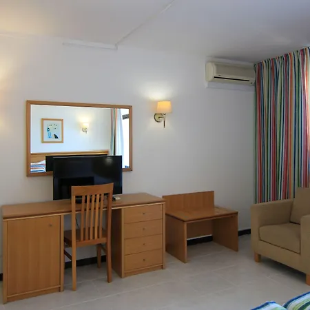 Monica Isabel Club Отель 3*
