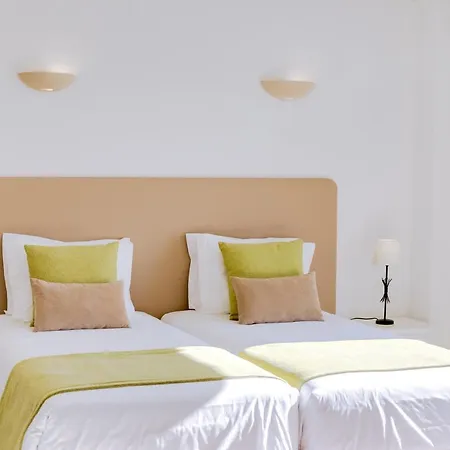 Ξενοδοχείο Monica Isabel Club 3*