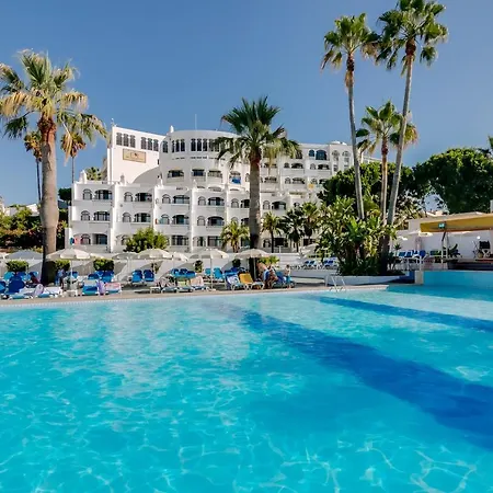 Monica Isabel Club ホテル 3*