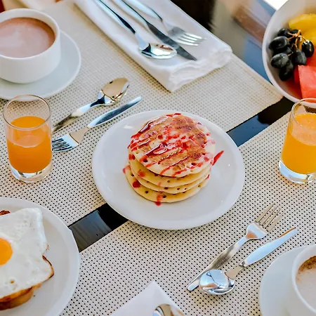 Monica Isabel Club Hotel 3*