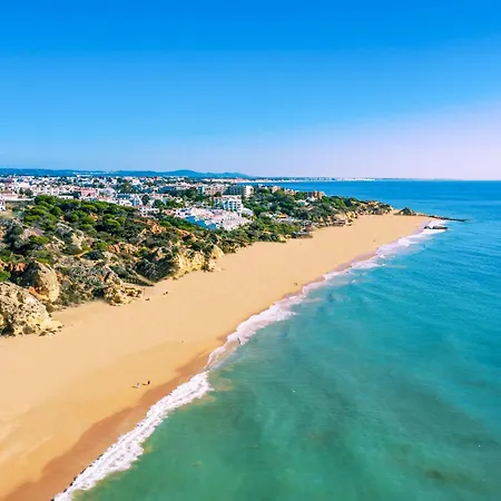 ホテル Monica Isabel Club 3*