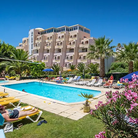 Отель Monica Isabel Club 3*